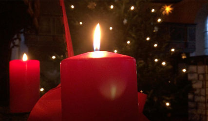 Advent in der Haselauer Dreikönigskirche - Copyright: Andreas-M. Petersen