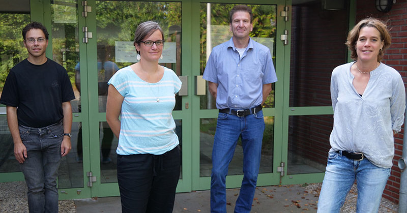 Jugenddiakon Daniel Kiwitt (Stephanskirche), Jugenddiakonin Lena Müller (Paulskirche), Schulleiter Dirk Ziegenhagen und Schulsozialpädagogin Barbara Laufer haben das Projekt "Corona und ich" gemeinsam umgesetzt.